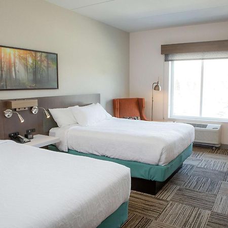 Hilton Garden Inn Corning Downtown Екстер'єр фото