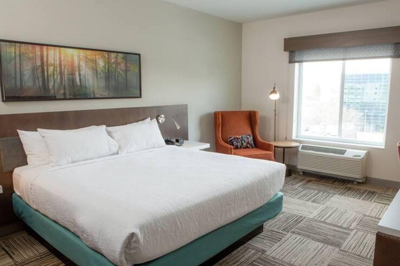 Hilton Garden Inn Corning Downtown Екстер'єр фото