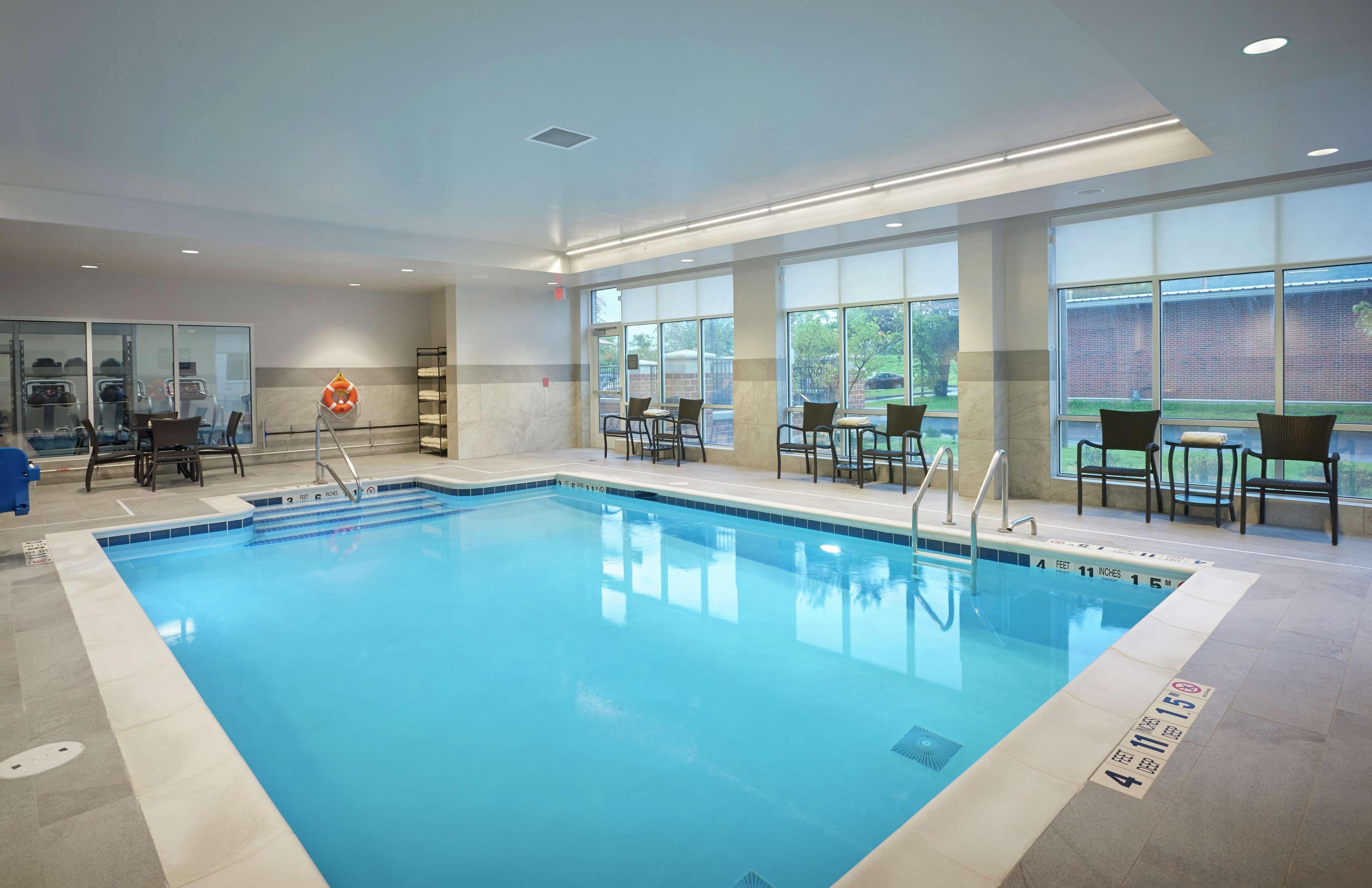 Hilton Garden Inn Corning Downtown Екстер'єр фото