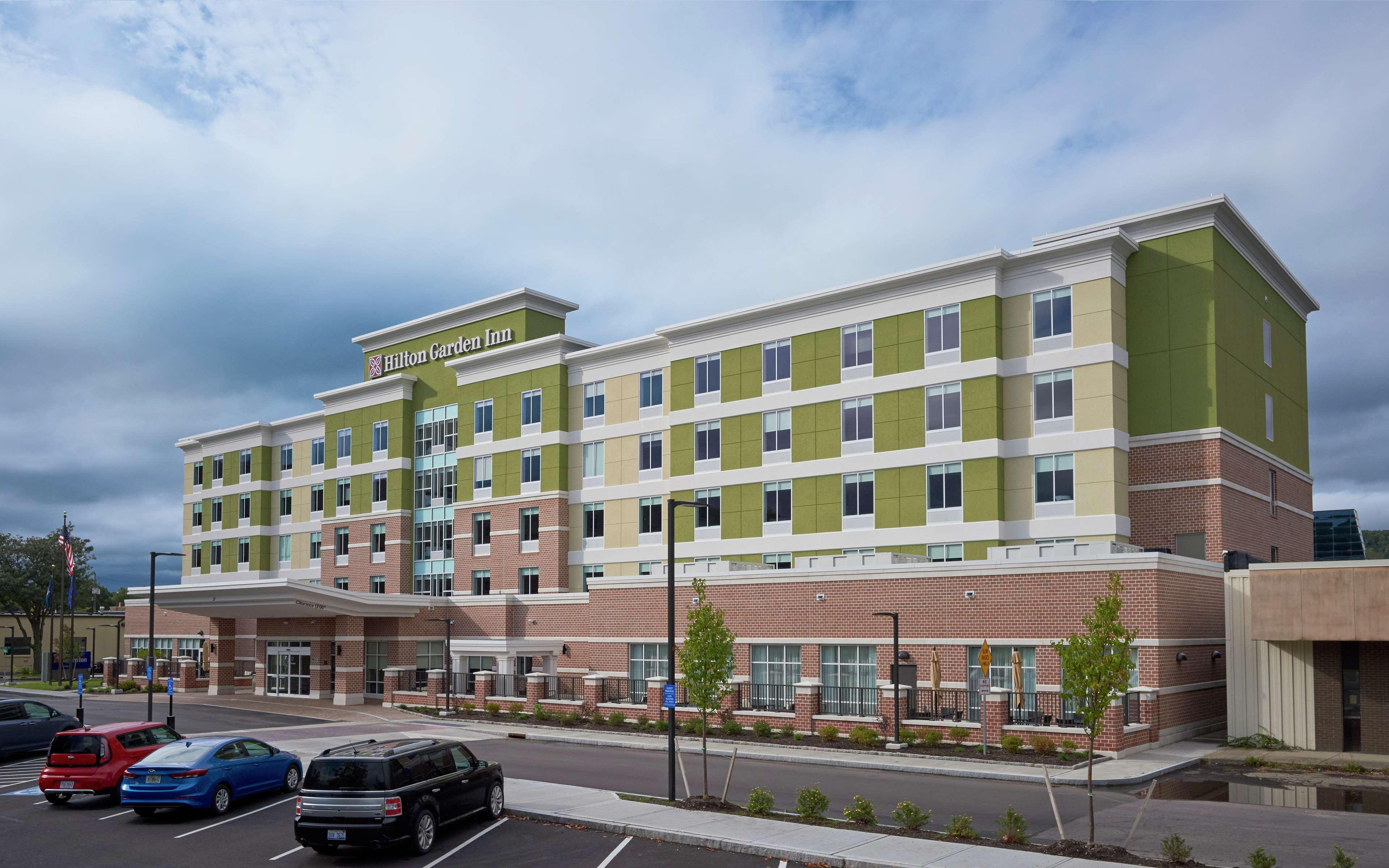 Hilton Garden Inn Corning Downtown Екстер'єр фото