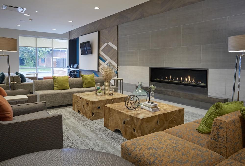 Hilton Garden Inn Corning Downtown Екстер'єр фото