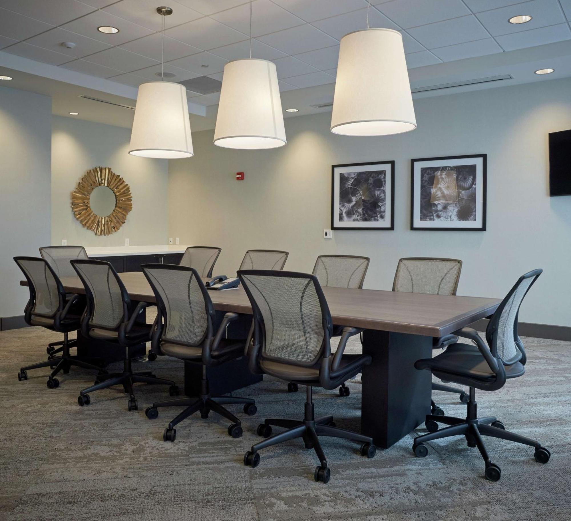 Hilton Garden Inn Corning Downtown Екстер'єр фото